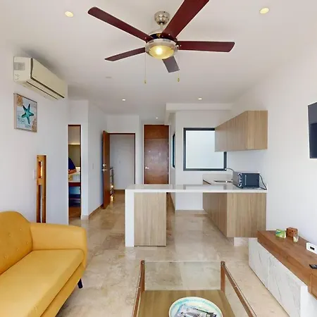 Ipana 515 1Bdr Penthouse Private Hot Tub Apartment